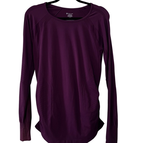 Bundle of Three Gaiam Yoga Warrior Tops in Navy Green and Burgundy size Large - Picture 5 of 16